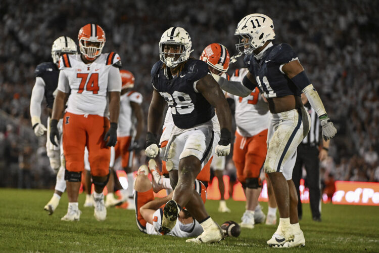 Penn State gets ugly win against Illinois, 21-7
